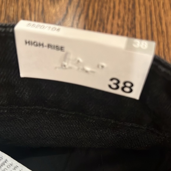 NWT Zara high-waisted black denim shorts - Picture 6 of 7